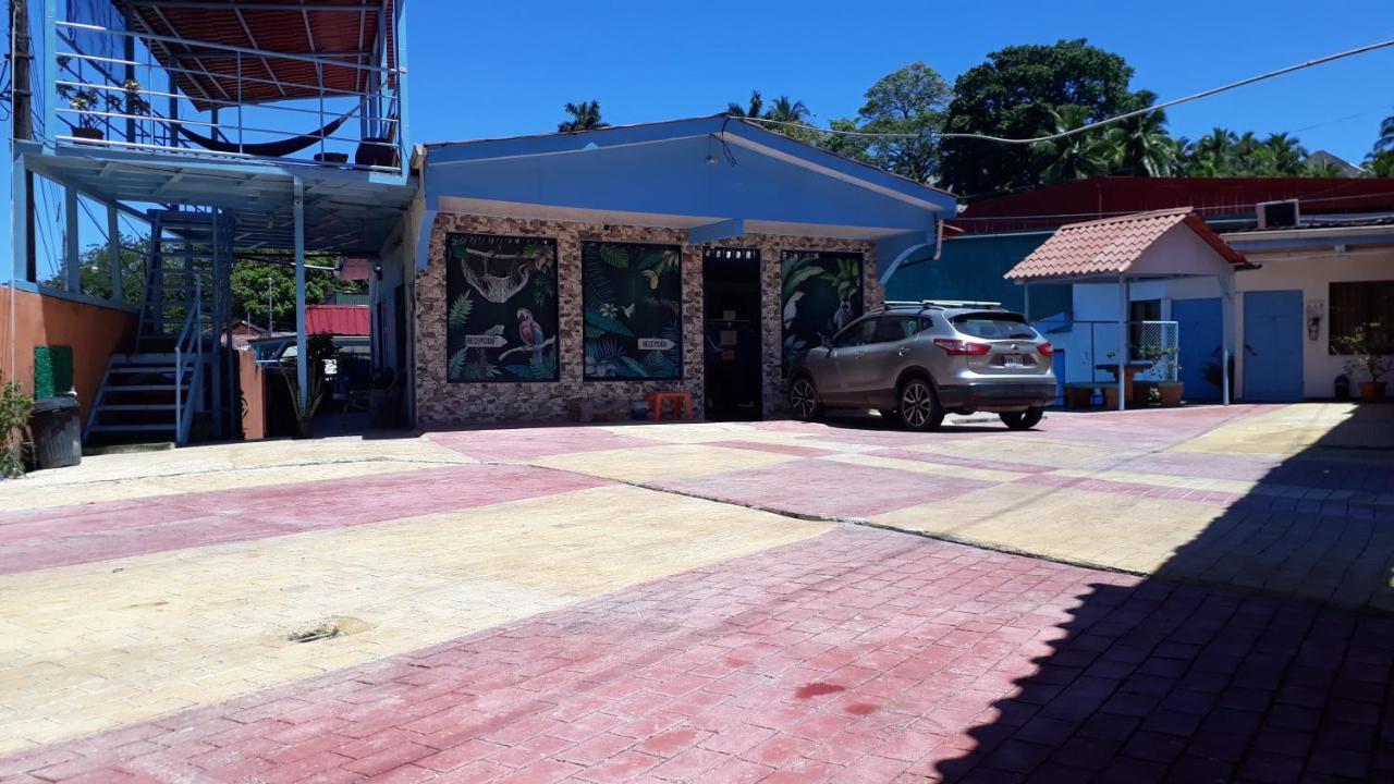 Hotel La Uvita Puerto Limon Exterior foto