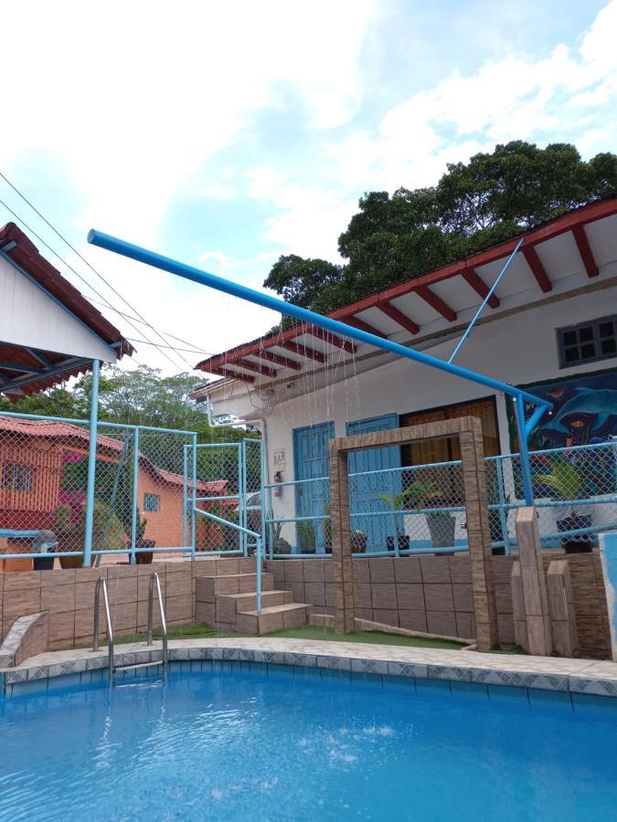 Hotel La Uvita Puerto Limon Exterior foto